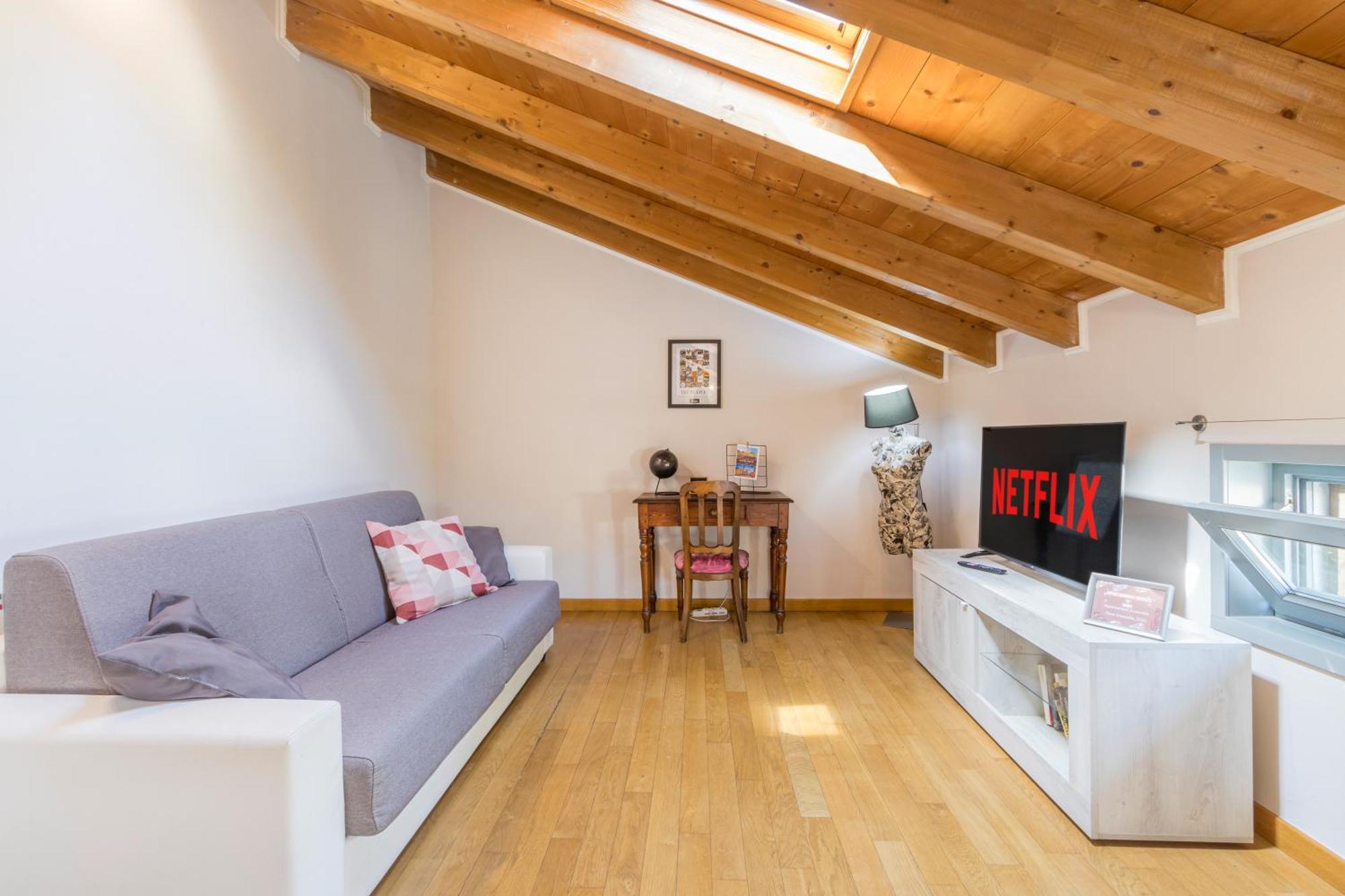 Stazione A 200m - Ampio Con Parcheggio Notturno Gratis Apartamento Parma